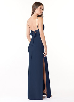 Azazie Mai Robes de demoiselle d'honneur Robe Fourreau en Mousseline de soie Plissée Bleu Marine Foncé image4