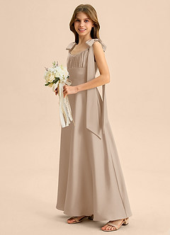 Azazie Halley Junior Vestido de Gris Pardo de Satén Elástico de Corte en A con Lazo image4