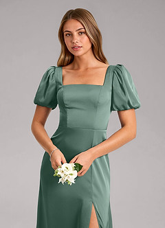 Azazie Fyona Vestidos de damas de honor Vestido de Eucalipto de Satén Elástico de Corte en A con Plisado image6