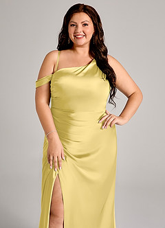 Azazie Madelyn Robes de demoiselle d'honneur Robe Sirène Convertible en Satin extensible Une épaule Canari image11