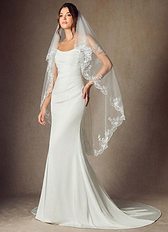 front Estelle Floral Lace Waltz Veil