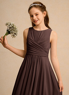 Azazie Ducky Girls Formal vestidos de niña de las flores Vestido de Ganache de Gasa de Corte en A con Plisado image3