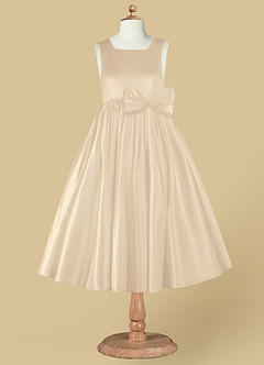 Azazie Bo Peep Robe Demoiselle D'honneur Fillette Robe Trapèze en Mat Satiné Arc Champagne image7