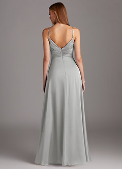 Azazie Calissa Robes de demoiselle d'honneur Robe Trapèze en Satin extensible Col V plissé Argent image2