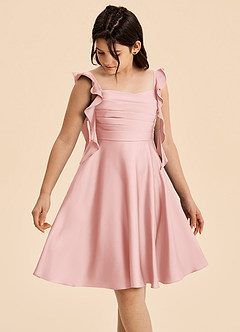 Azazie Kira Junior Vestido de Rosa Empolvado de Satén Elástico de Corte en A con Volante image4