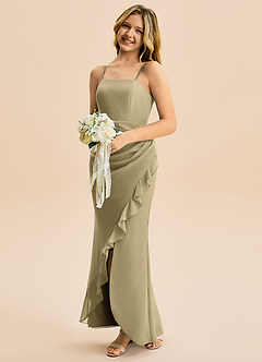 Azazie Buzzy Junior Vestido de Musgo Verde de Gasa de Corte Recto con Plisado image3