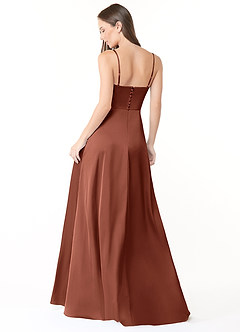 Azazie Halsey Robes de demoiselle d'honneur Robe Fourreau en Satin extensible Fente Latérale Argile image2