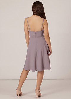 Azazie Kalie Junior Robe Trapèze en Mousseline de soie avec ceinture Agave image2