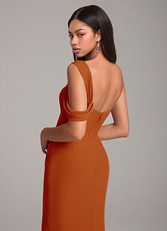 Azazie Wynter Robes de demoiselle d'honneur Robe Fourreau en Mousseline de soie Épaule décolletée Paprika image2