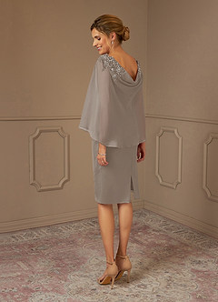 Azazie Carmela Mère de la mariée Robes Robe Fourreau en Mousseline de soie Dentelle Taupe image3
