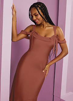 Barbie ♥ Azazie Jurken voor bruidsmeisjes Jurk van Stretch Satijn met Kolom Geplooid Kastanjebruin image14