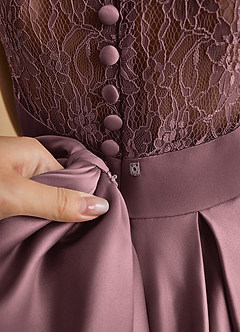 Azazie Sammy Robe Demoiselle D'honneur Fillette Robe Trapèze en Mat Satiné Dentelle Mauve Vintage image7