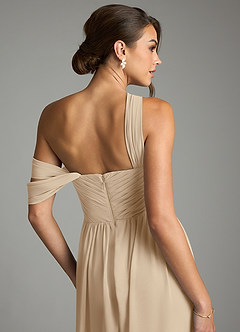 Azazie Kassandra 신부 들러리 드레스 A라인 오프 더 숄더 쉬폰 바닥 길이 드레스 image7