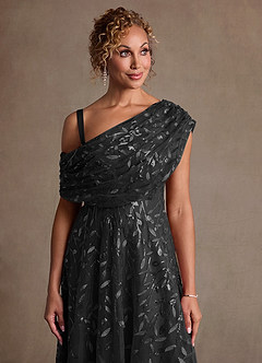 Azazie Sidney Mère de la mariée Robes Robe Trapèze en Dentelle Épaule décolletée Noir image5