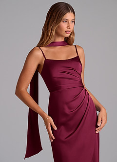 Azazie Calandra Robes de demoiselle d'honneur Robe Fourreau en Satin extensible Plissé Bourgogne image5