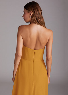 Azazie Wren Abiti da Damigella Abito A-Line in Chiffon Senza Cinturino Caramello image8