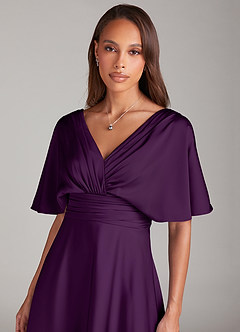 Azazie Pamela Robes de demoiselle d'honneur Robe Trapèze en Satin extensible Plissée Grain De Raisin image5