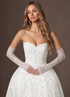 front Double Edged Fingerless Eyelash Lace Sleeves
