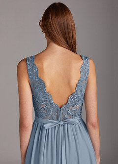 Azazie Elly Robes de demoiselle d'honneur Robe Trapèze en Mousseline de soie Encolure dégagée en dentelle Bleu Poussiéreux image4