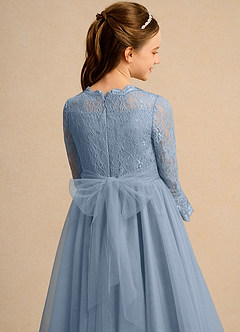 Azazie Lamb Girl Jurken voor bloemenmeisjes Baljurk Jurk van Kant Stoffig Blauw image6