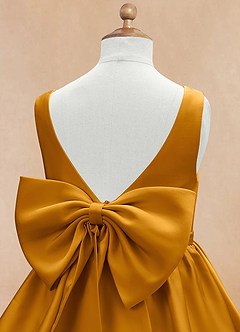 Azazie Margie Vestidos de florista Vestir Caramelo de Cetim elástico de Linha A com Arco image7