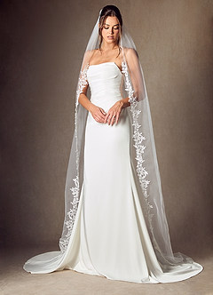 front Cordelia Flower Lace Chapel Length Veil