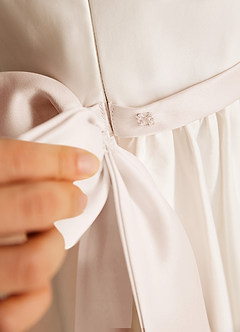 Azazie Ettie Blumenmädchenkleider A-Linie Schleifen Baumwolle Kleid Elfenbein image5