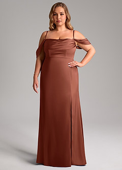 Azazie Saige Jurken voor bruidsmeisjes Jurk van Stretch Satijn met Kolom Off the Shoulder Klei image15