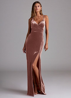 Azazie Becca Robes de demoiselle d'honneur Robe Fourreau en velours Rustikale Rose image1