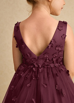 Azazie Lana Robe Demoiselle D'honneur Fillette Robe Trapèze en Mat Satiné Sans manches Cabernet image7