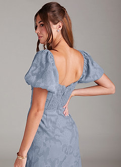 Azazie Evalina Abiti da Damigella Abito Tubino in Burnout Floreale Blu Polveroso image5