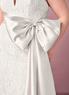 Barbie ♥ Azazie Vestidos de noiva Vestir Diamante Branco de Mikado de Bainha com Renda image9