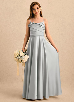 Azazie Gracie Girls Formal Robe Demoiselle D'honneur Fillette Robe Trapèze en Satin extensible Encolure en Forme de Cœur Argent image1