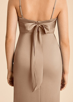 Azazie Mia Junior Robe Sirène en Satin extensible Plissé Taupe image6