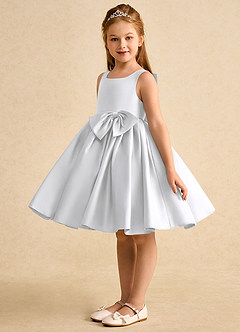 Azazie Jessie Blumenmädchenkleider A-Linie Schleifen Matte Satin Kleid Weiß image6