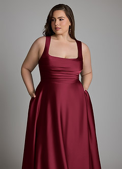 Azazie Azaria Vestidos de madrinha de casamento Vestido Borgonha de Cetim elástico de Linha A com Corpete image12