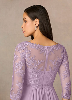 Azazie Hayek vestidos de madre de la novia Vestido de Glicinia de Gasa de Corte En A con Cuello en V de encaje image5