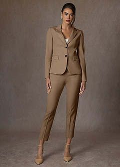 front Victoria Brigadeiro Conjunto Victoria com Calças Cropped em Tecido Refinado