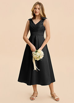 Azazie Polly Junior Vestido de Negro de Satén Elástico de Corte en A con Plisado image5