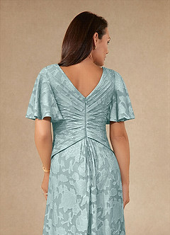 Azazie Emmeline Mère de la mariée Robes Robe Trapèze en Blumen-Burnout Plissée Brume image6
