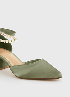 front Sapatos de salto bloco bico fino com pérolas e laços de cetim fosco combinando