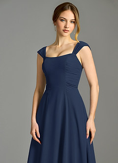 Azazie Oasis Vente finale Robe Trapèze en Mousseline de soie avec poches Bleu Marine Foncé image3
