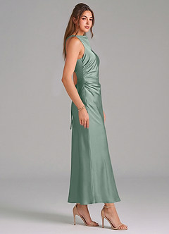 Azazie Evadne Vestidos de damas de honor Vestido de Salvia Plateada de Satén Elástico de Corte Recto con Plisado image4