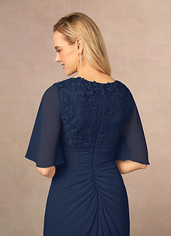 Azazie Carson vestidos de madre de la novia Vestido de Azul Marino Oscuro de Gasa de Corte En A con Encaje de cuello en V image5
