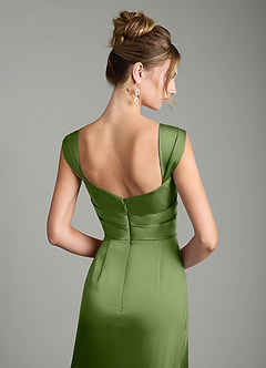 Azazie Filippa Robes de demoiselle d'honneur Robe Trapèze en Satin extensible Plissé Genévrier image6
