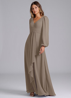 Azazie Omari Robes de demoiselle d'honneur Robe Trapèze en Mousseline de soie Manche longue Taupe image4