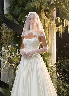 front Vintage Floral Lace Birdcage Veil