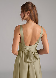 Azazie Kora Robes de demoiselle d'honneur Robe Trapèze en Satin extensible Plissée Vert Mousse image2