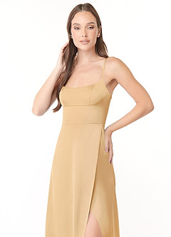 Azazie Halsey Brudtärnklänningar Klänning av Tubklänning i Stretch Satin Sidoslits Guld image6