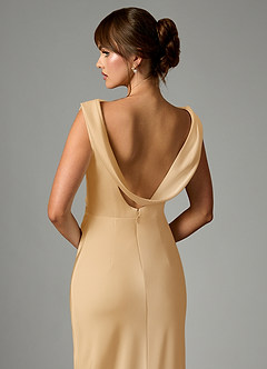 Azazie Kieryn Robes de demoiselle d'honneur Robe Sirène en Satin extensible Plissée Or image2